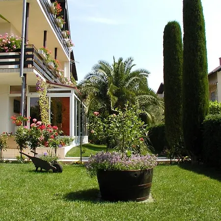 In With Balcony, Air Conditioning, Wi-fi